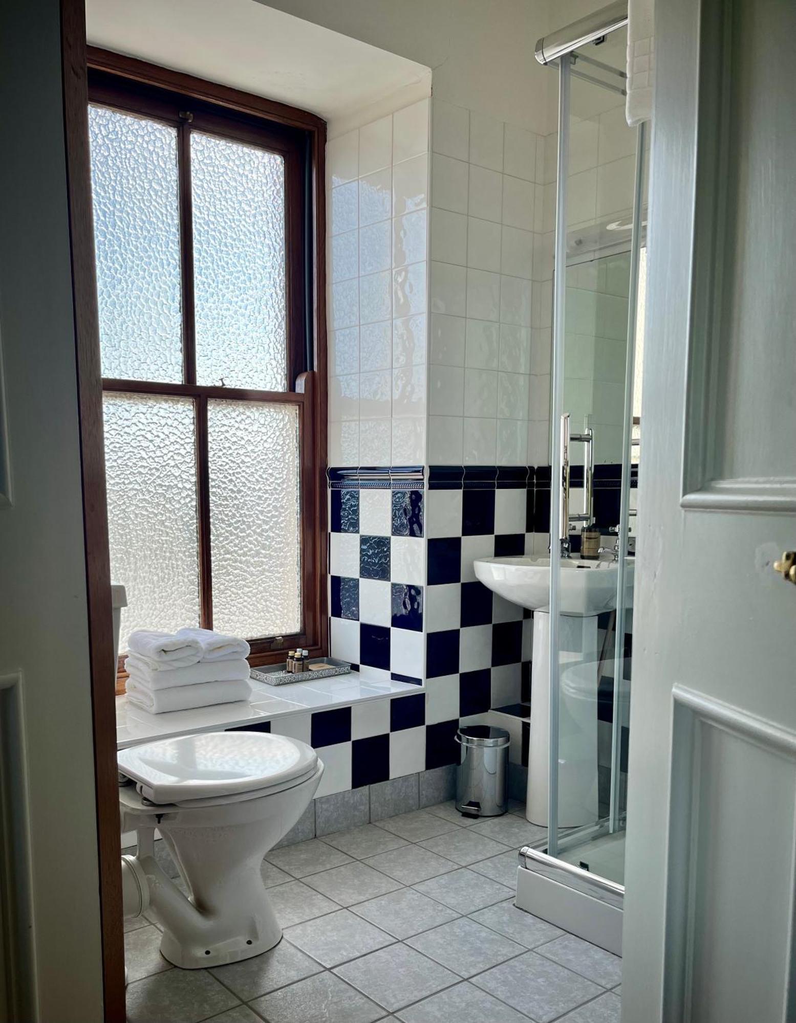 Wild Honey Inn Лисдунварна Екстериор снимка